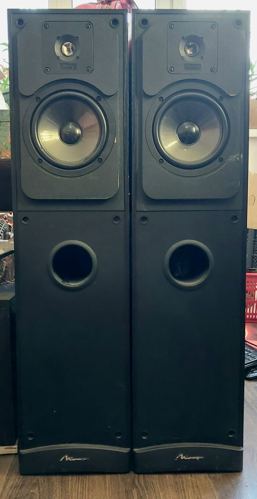 Aкустична система Mirage M-390is (колонки)
Ха