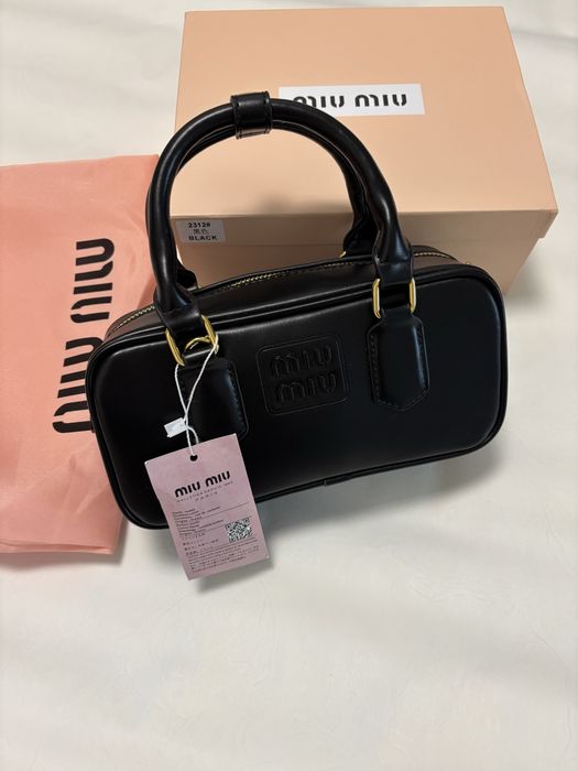 Сумка miu miu натуральна шкіра