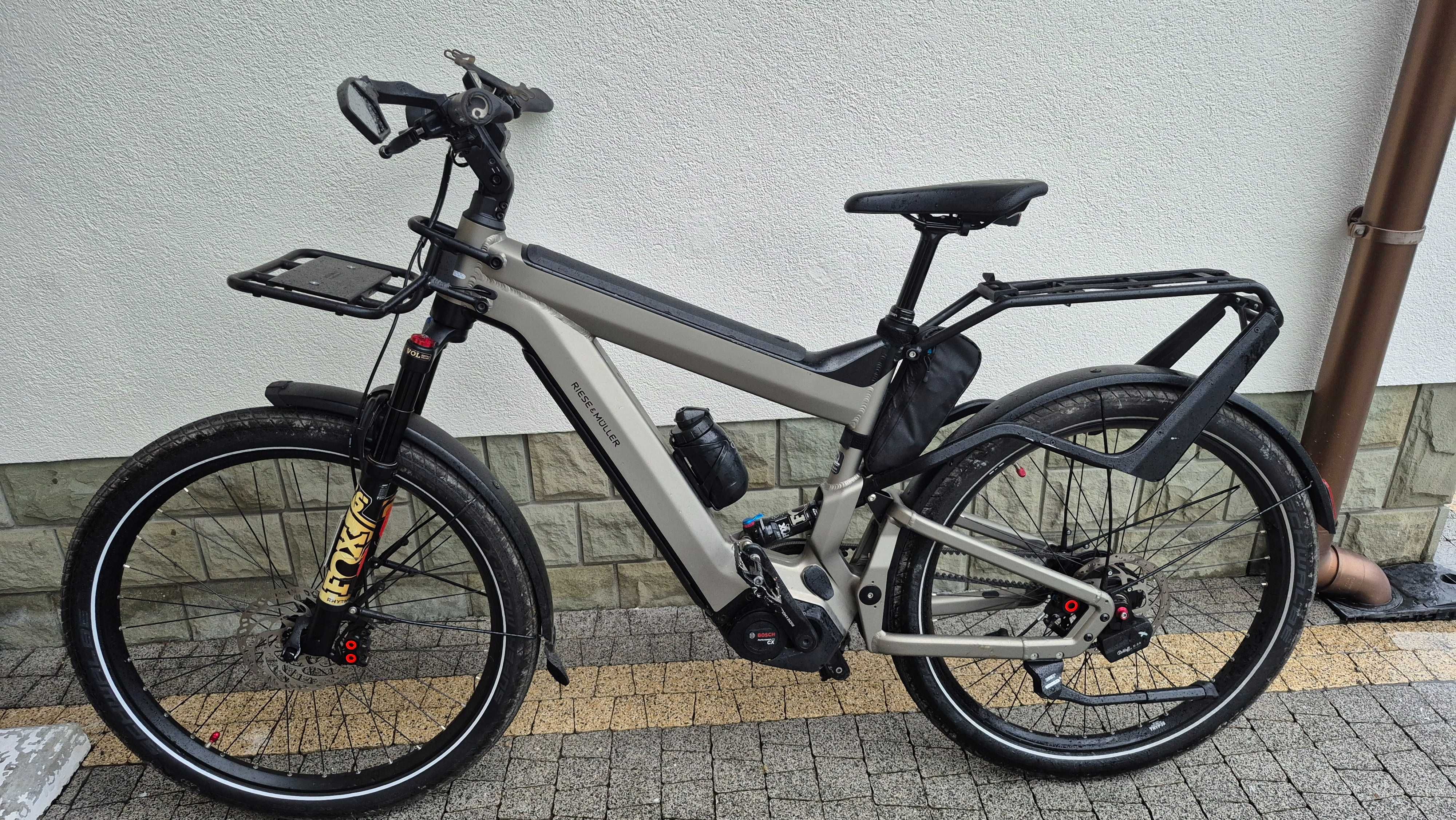 Riese&Muller Superdelite GT  Rohloff Speedhub E-14, FOX, PASEK ,