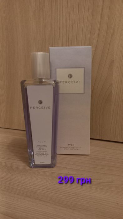 Парфумовані спреї Avon