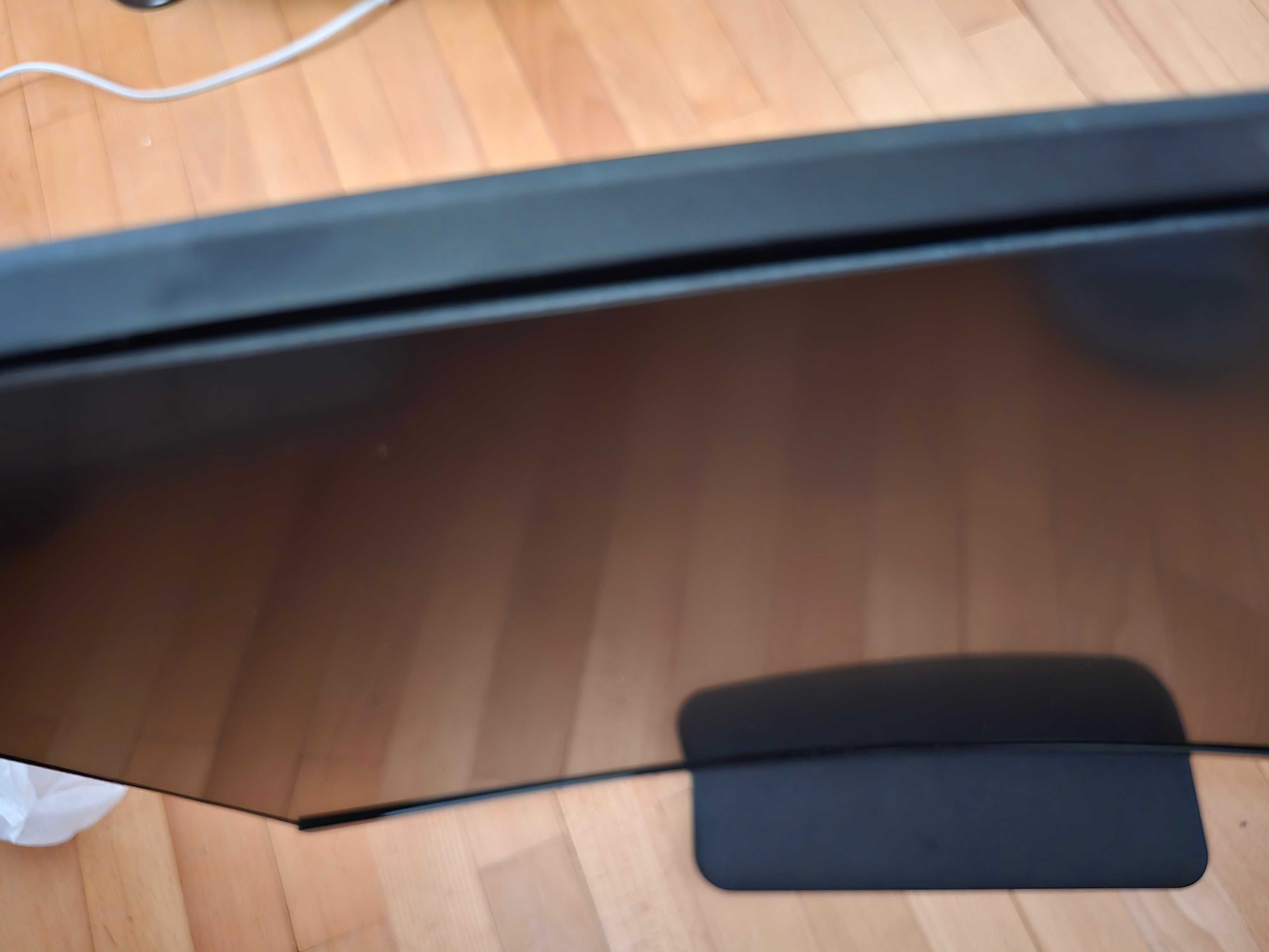 Komputer Stacjonarny + Monitor + Sluchawki bezprzewodowe