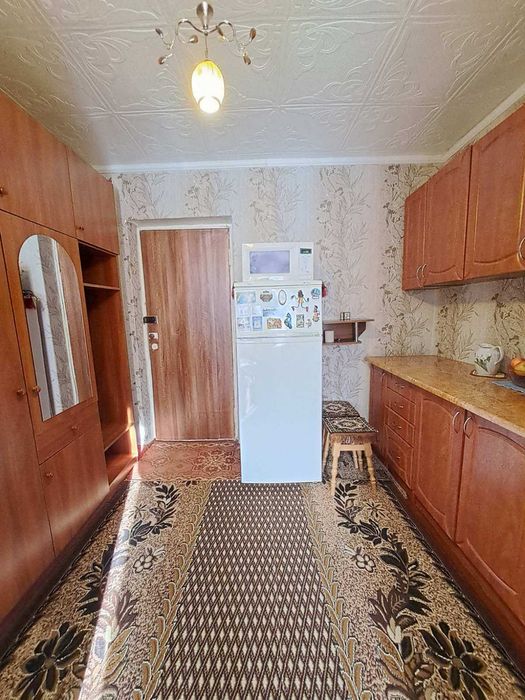 Терміновий продаж кімнати в гуртожитку (р-н Масив)