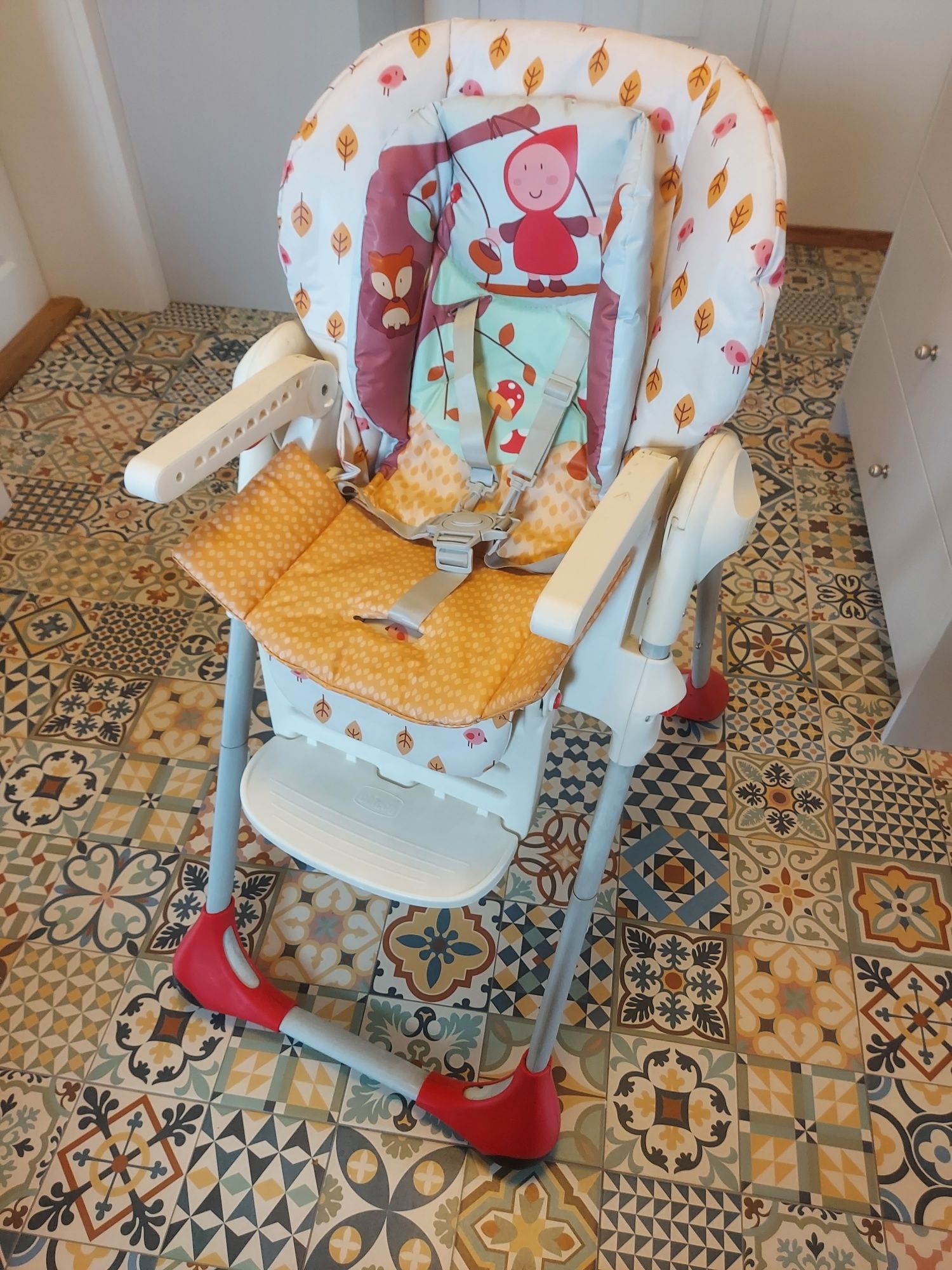 Krzesełko do karmienia chicco polly