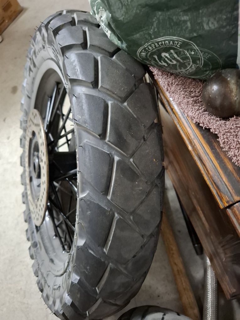 Rodas África twin