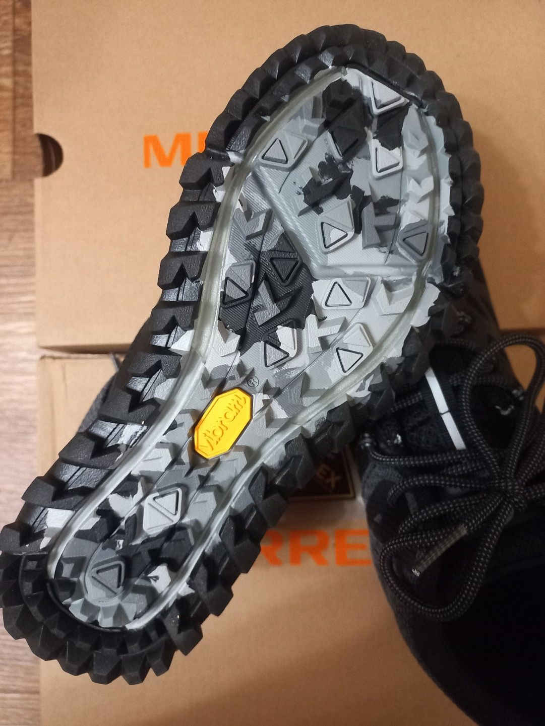 Черевики кросівки merrell antora 2 унісекс
