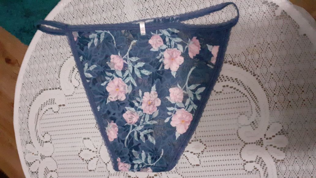 "Victoria's Secret, PINK", majtki z USA, rozm. XL