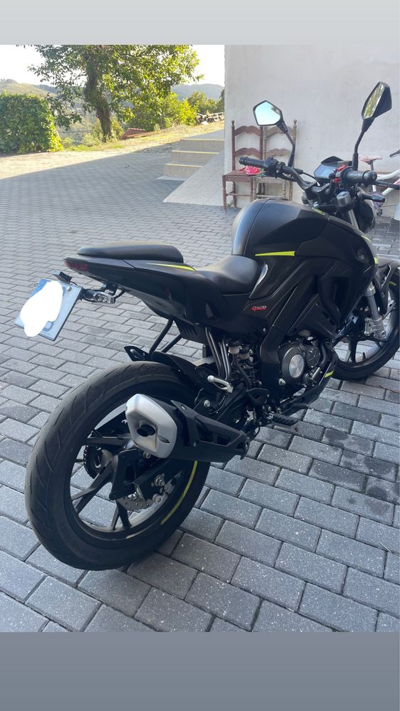 Mota 125 como nova