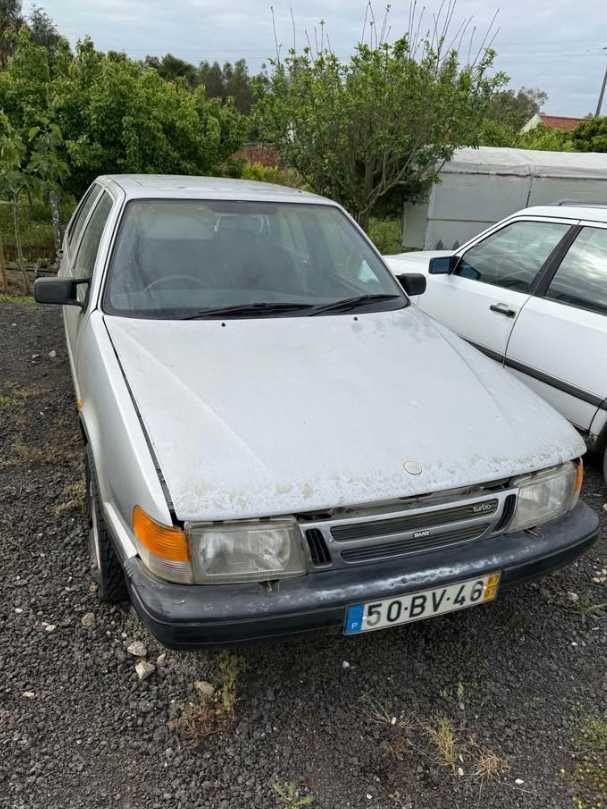 SAAB 9000 turbo, está a trabalhar mas não anda, volante á direita.