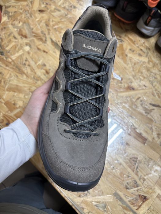 Чоловічі трекінгові кросівки Lowa Sircos Evo GTX Lo Gore Tex