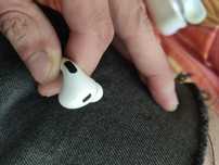 Apple AirPods Pro (2nd generation) with MagSafe Charging Case