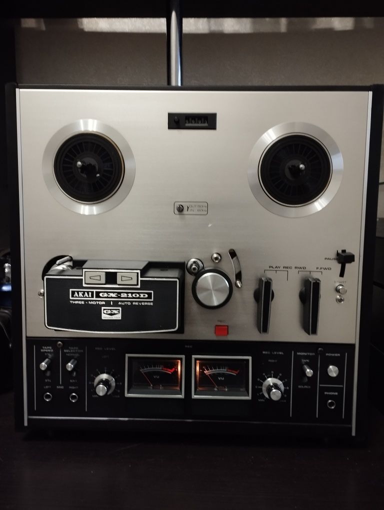 Akai GX 210 D японский бабинный магнитофон