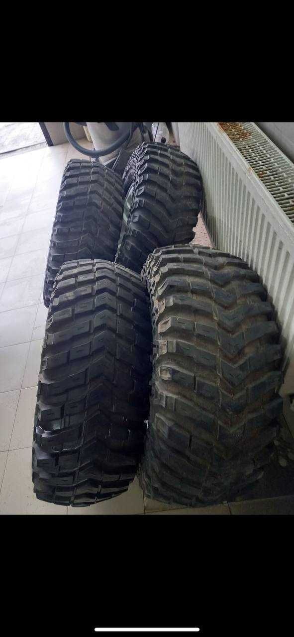 Продам колеса Maxxis на Mitsubishi Pajero