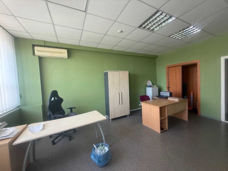 Здам офіс в БЦ 33,5м2, з ПДВ, вул.Сверстюка, метро Лівобережна 5 хв
