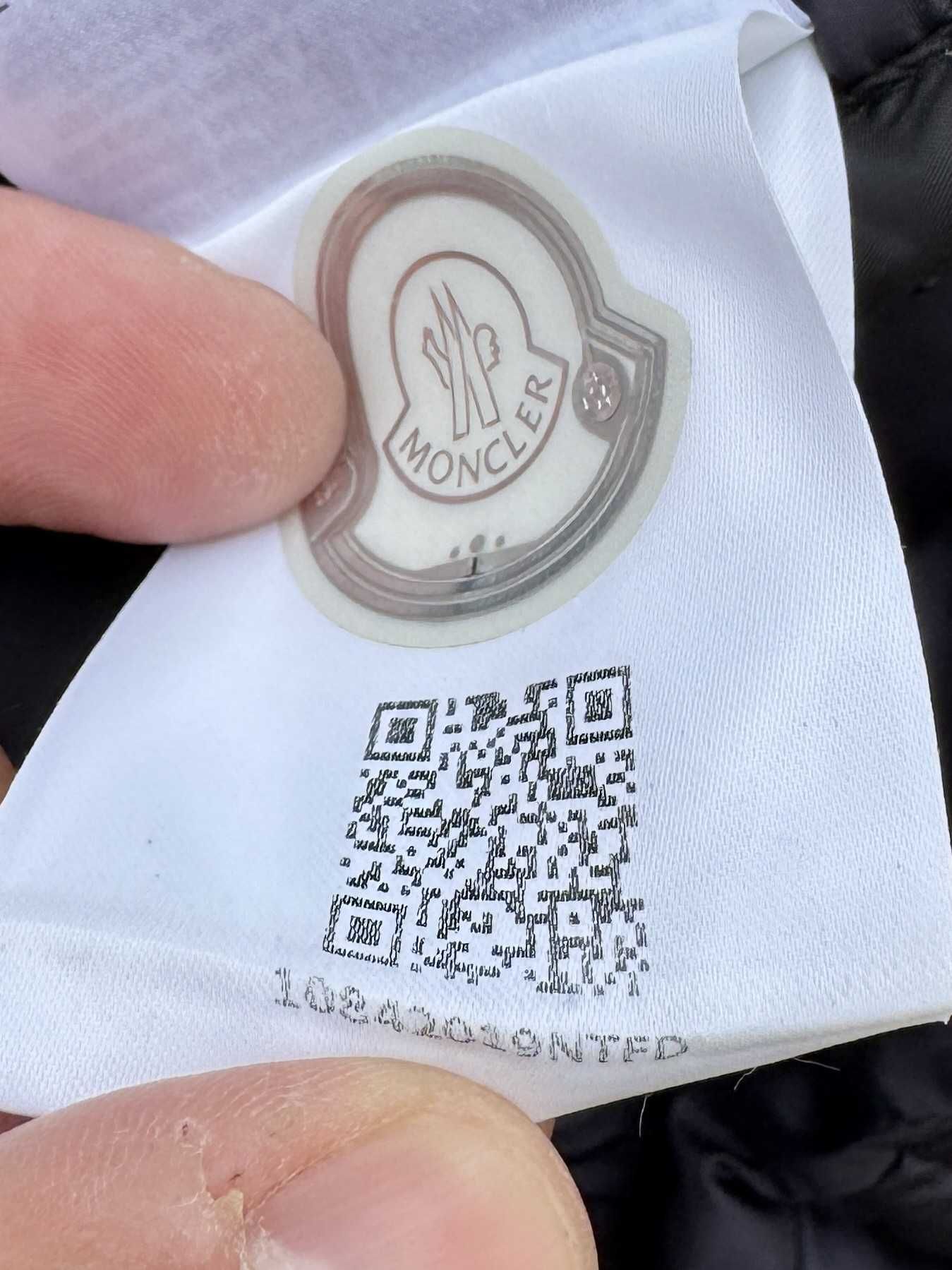 Чоловіча оригінальна куртка, пуховик MONCLER Morandieres Padded