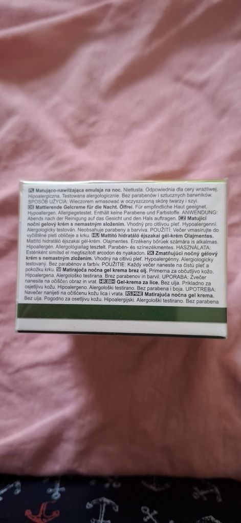 Zestaw matujący od avon
