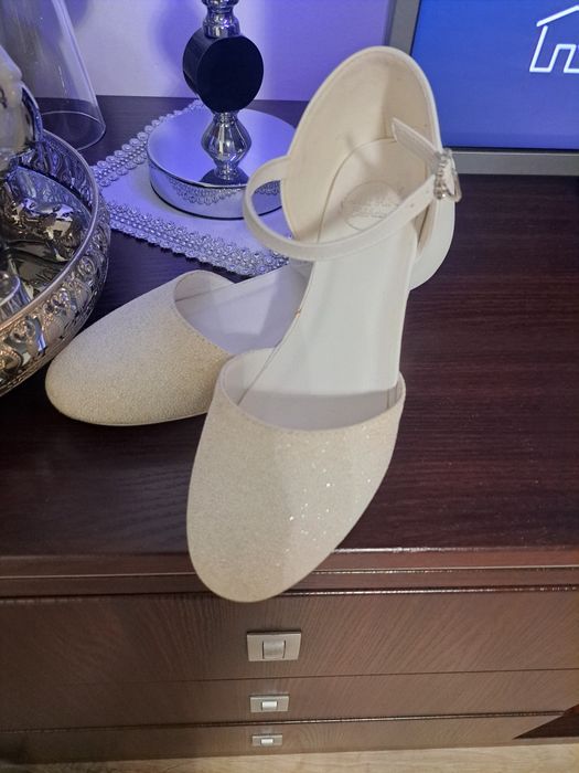 Buty komunijne, komunia dla dziewczynki rozmiar 36