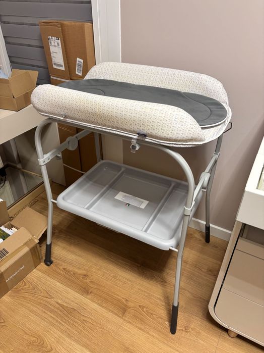 Wanienka i przewijak chicco cuddle and bubble