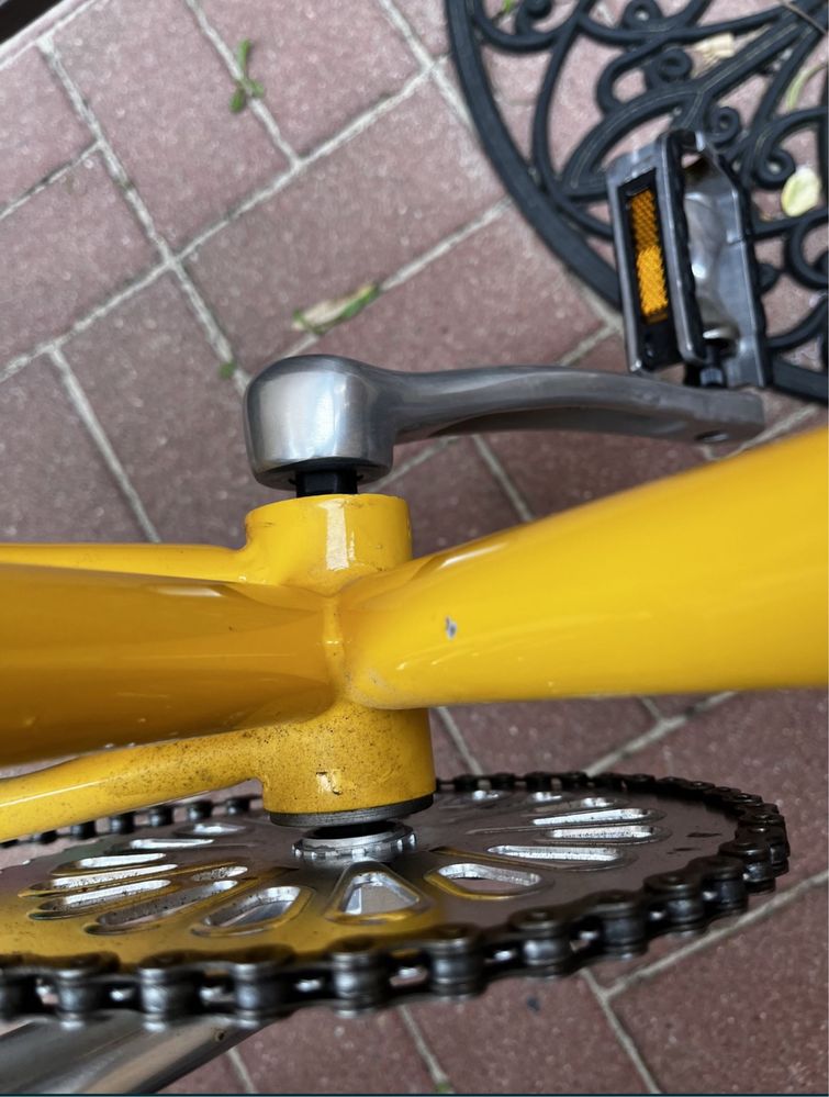 Wyjatkowy kolorowy rower kolarzowy/ kolarski na kołach 28’’ fix bike