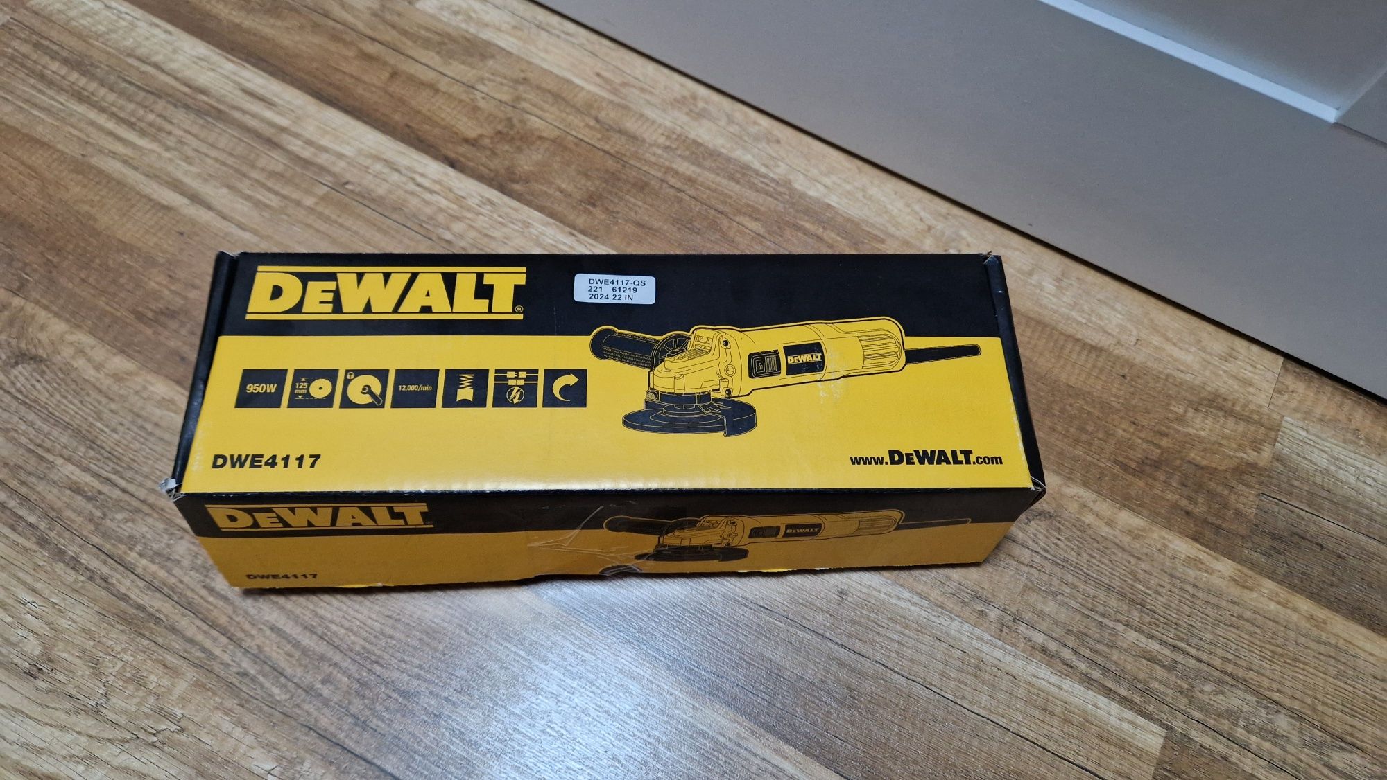 szlifierka dewalt nowa