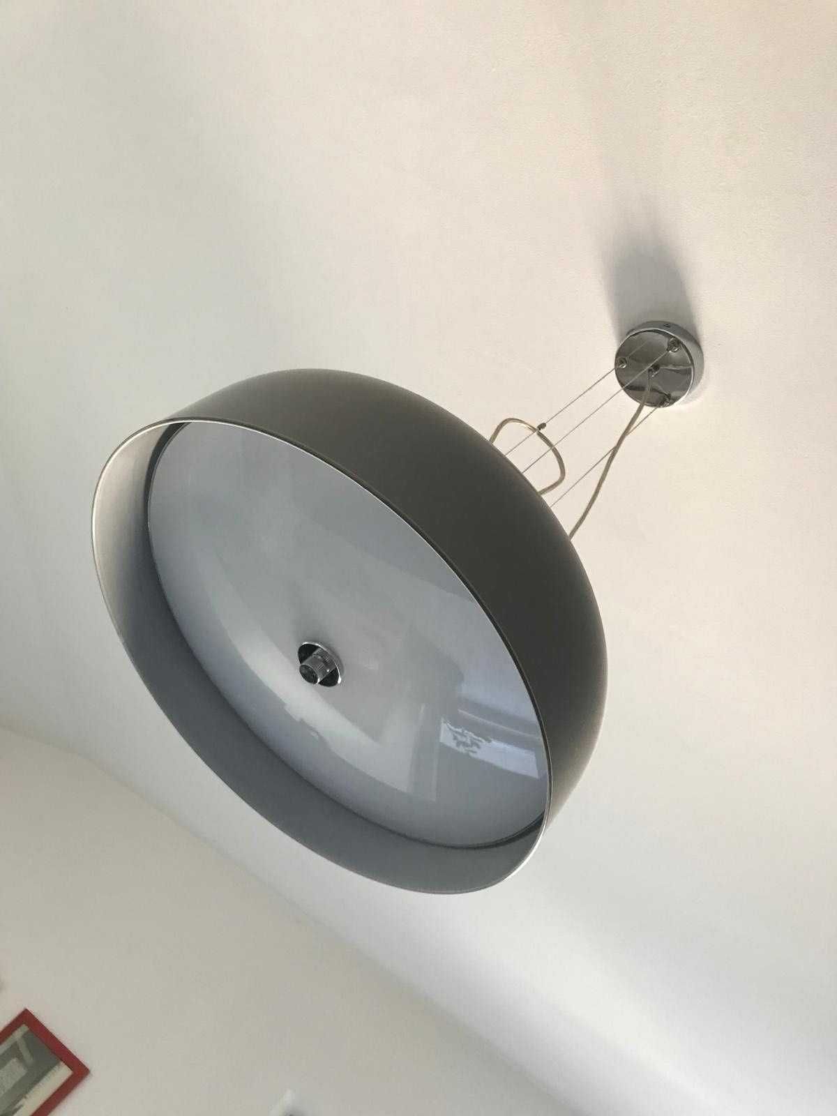 Lampa sufitowa szara