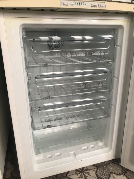 Продам морозилку