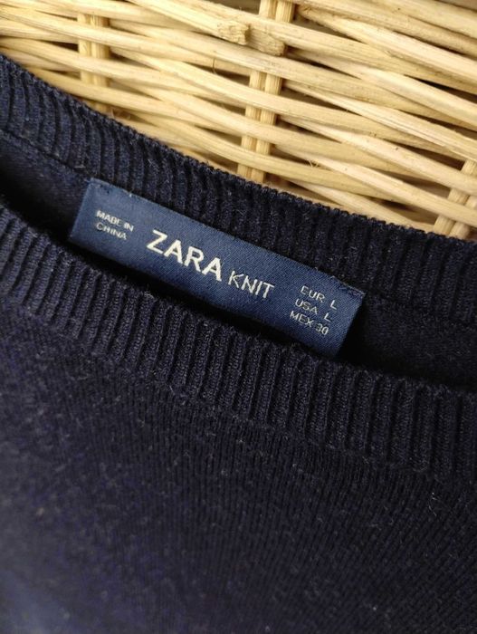 Granatowy sweter wiskozowy Zara Knit r. L z perełkami na rękawie