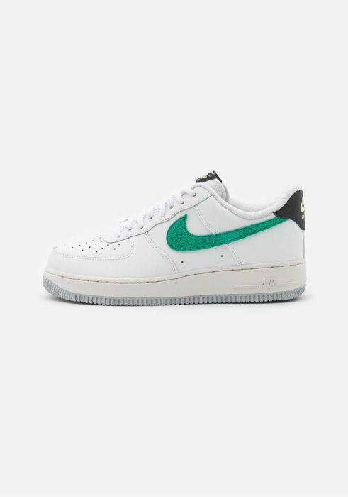 Nowe buty Nike Air Force 1 07