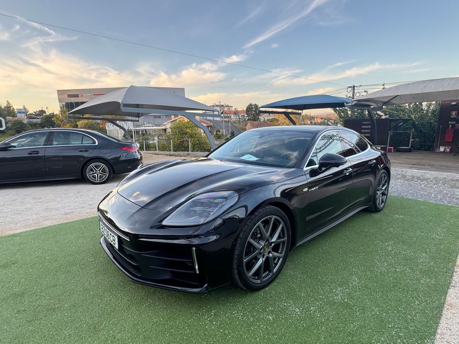 Porsche Panamera 4 E-Hybrid