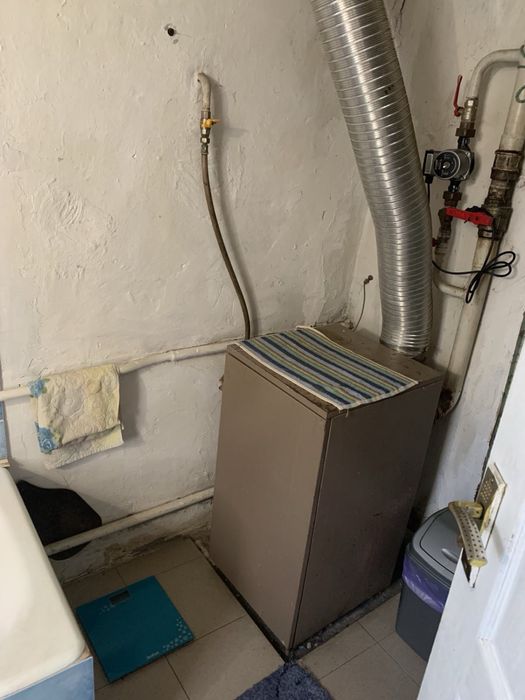 продається житловий будинок біля річки