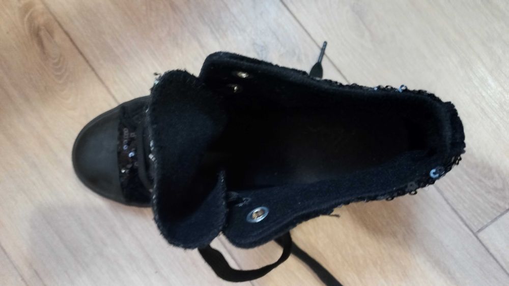 Кеди на підвищенні