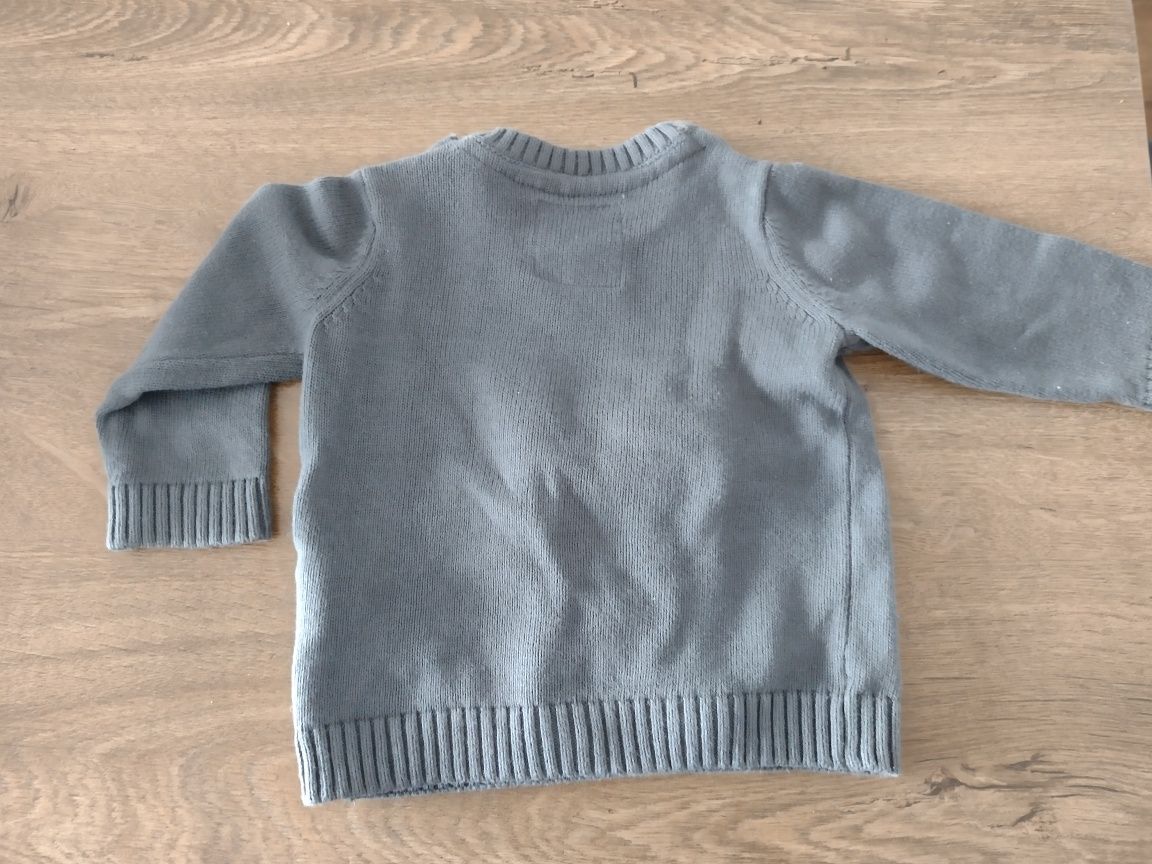 Sweter niemowlęcy