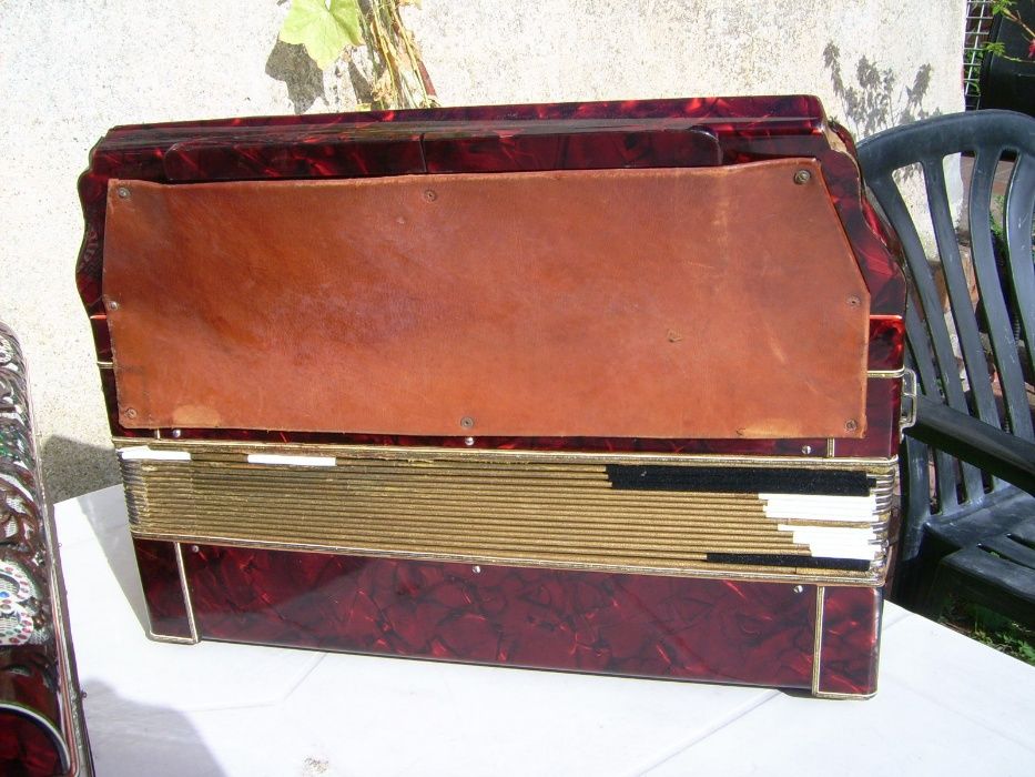 Akordeon guzikowy royal standard 120 basów