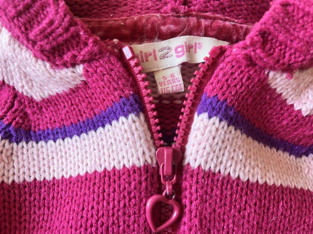Wełniany sweter w paski dla dziewczynki, r. 110-116