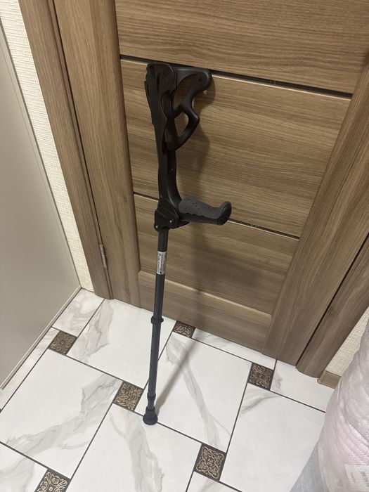 Милиця підлокітна FDI Ergodynamic, чорна