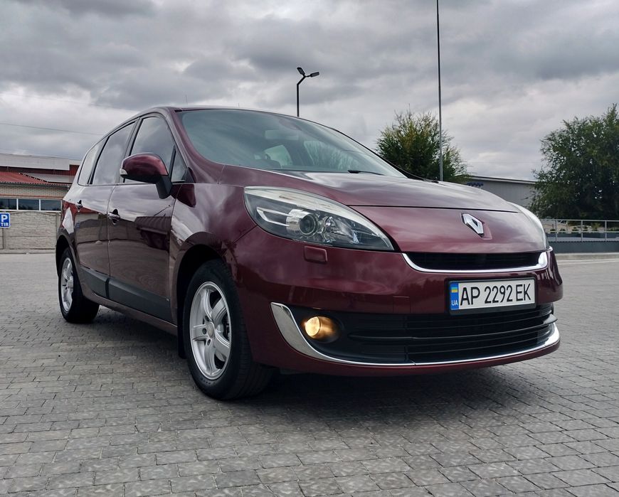 Renault Grand Scenic 1.5dCi КПП Автомат 7мест