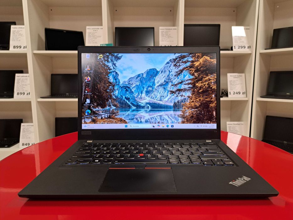 14" Laptop Lenovo ThinkPad T14 Ryzen 5 Pro 16GB /256SSD FHD Win11 HDMI