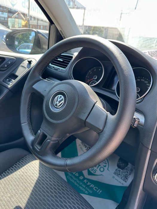 Продам Volkswagen Golf 2010 рік можлива розстрочка,кредит,обмін!