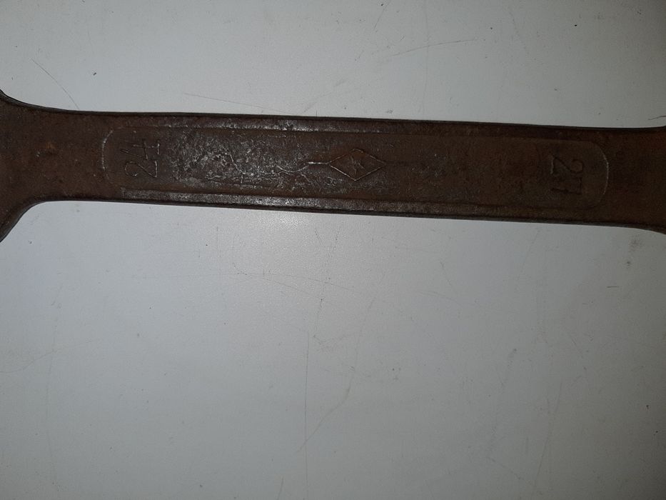 Продам Ключ рожковый 24х27 СССР