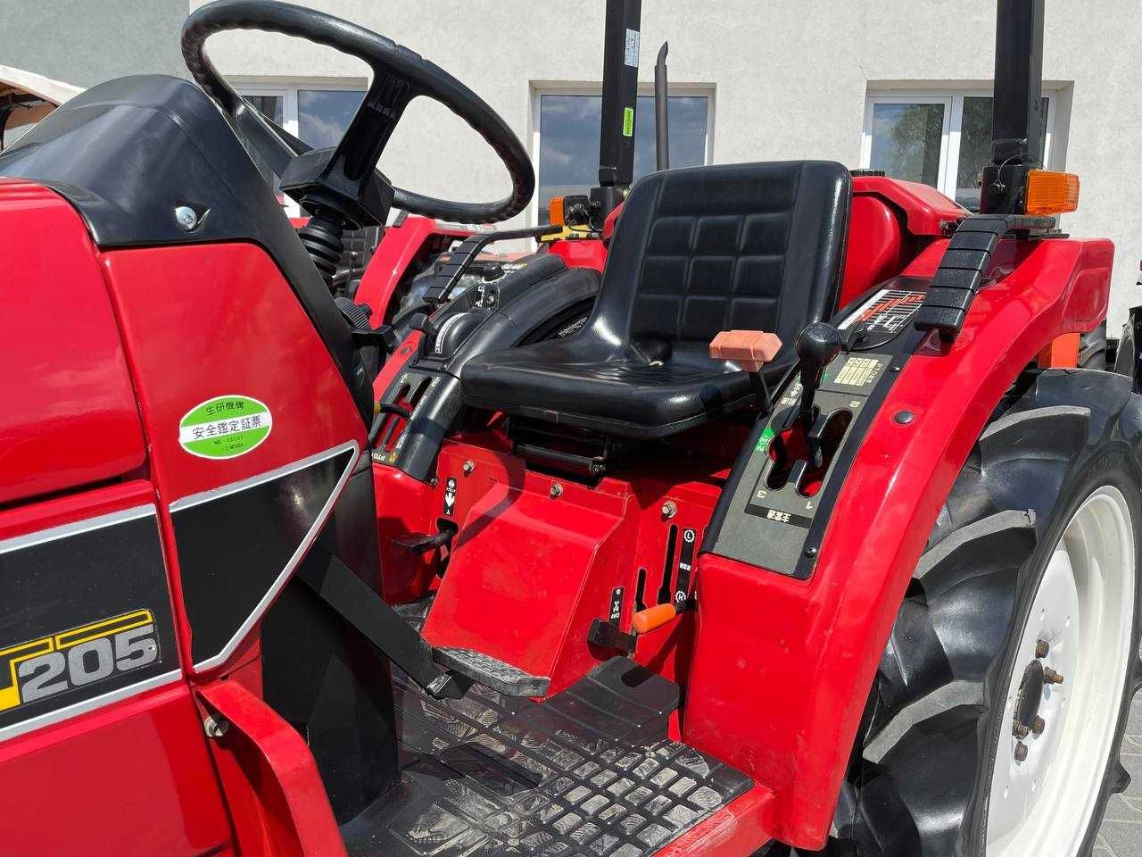 Mitsubishi MT 205 японський трактор