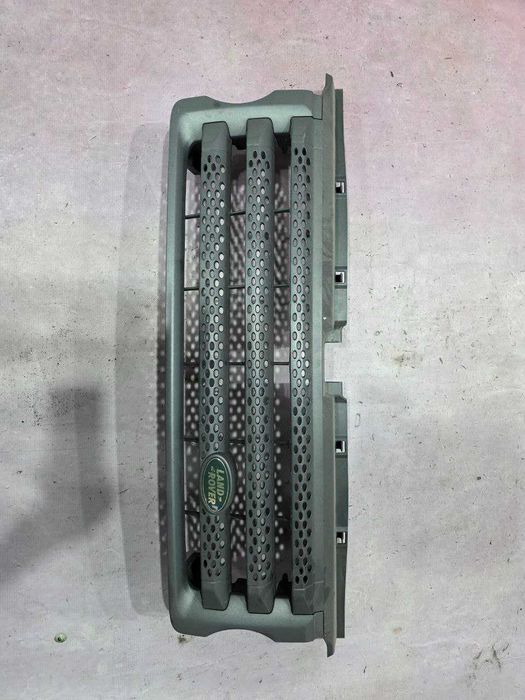 Решітка радіатора Range Rover Sport L320 (дорестайл) DHB500062