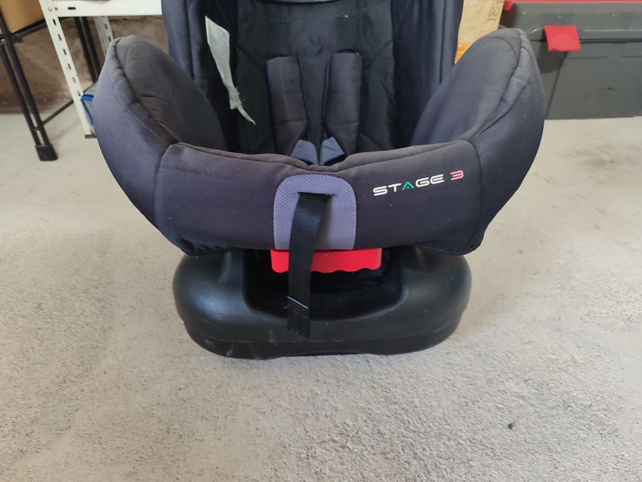 Vendo cadeira auto Pierre Cardin Stage 3