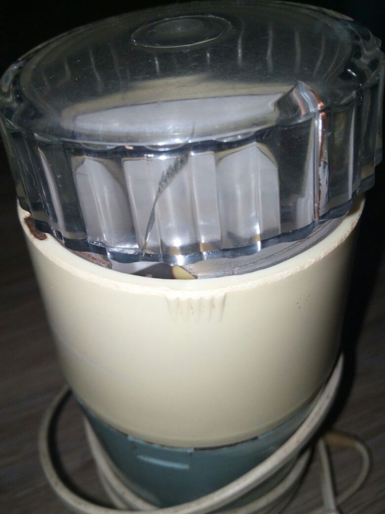 Młynek Predom typ UD 50G,  1971 r.