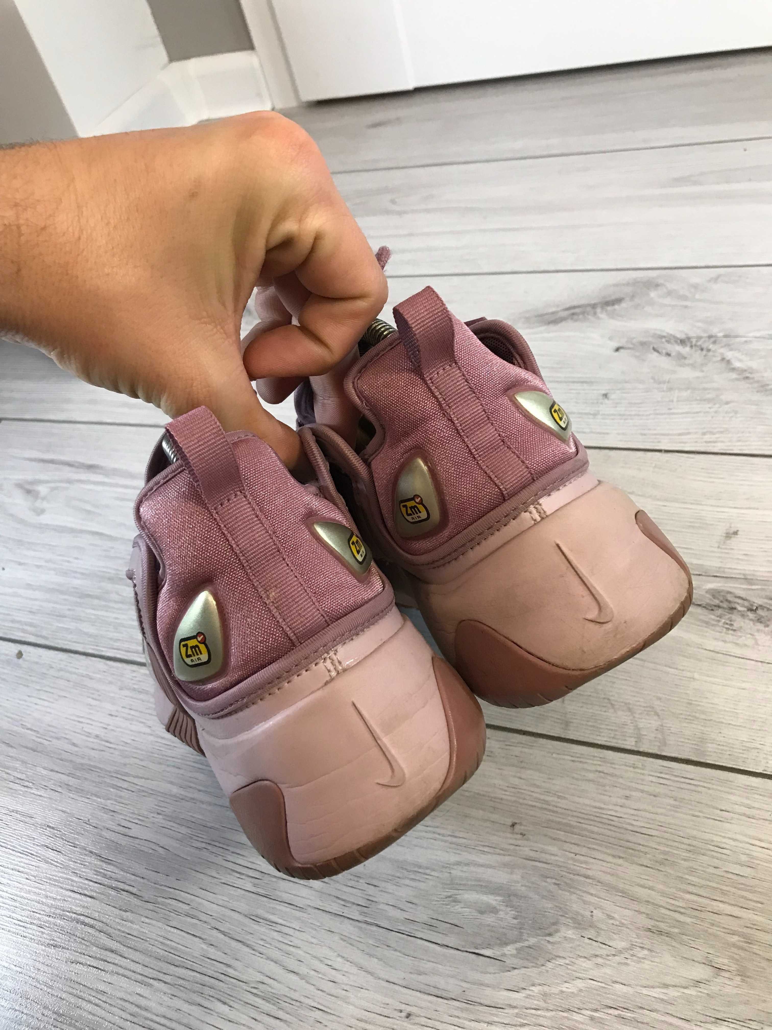 Buty Nike Zoom 2K rozm. 40,5
