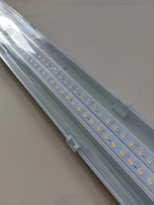Lampa LED hermetyczna IP65, zasilanie 12V lub 24v, nowa