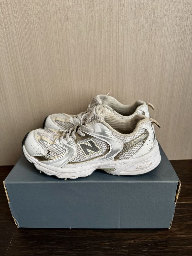 Продам кроссовки New Balance белые 34,5 подростковые для девочки