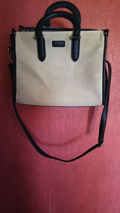 David Jones. Torebka damska kuferek Boho do ręki. Pasek na ramię A5