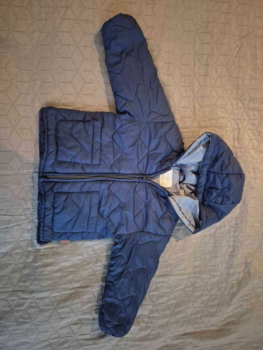 Продаю дитячу куртку Zara, розмір 18–24 м (86-92)