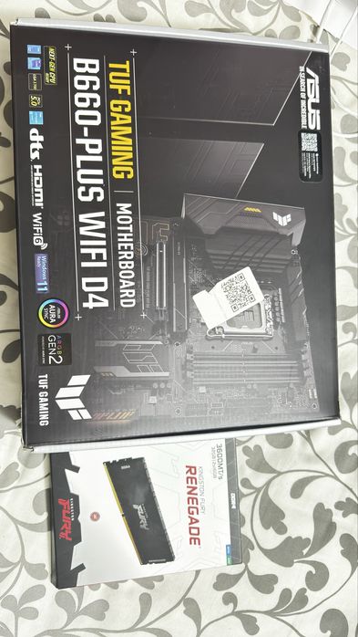 ASUS TUF Gaming B660 plus wifi + 32gb RAM DDR4