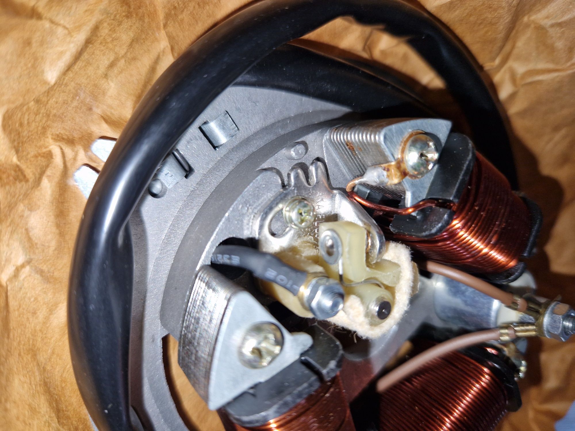 Fabrycznie nowy 6v platynkowy iskrownik zapłon stator Simson s50 s51