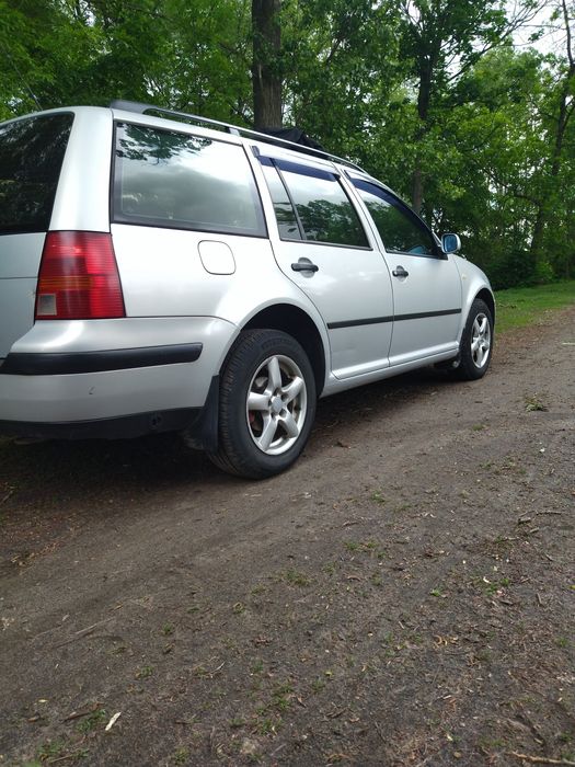 Volkswagen Golf 4